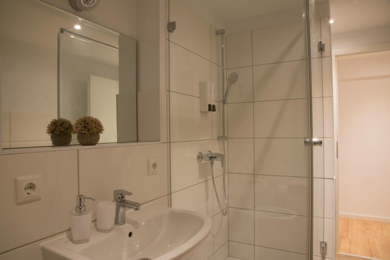 Schoene Ferienwohnung 54 M², Zentrumsnah, Kingbett Эрфурт Экстерьер фото