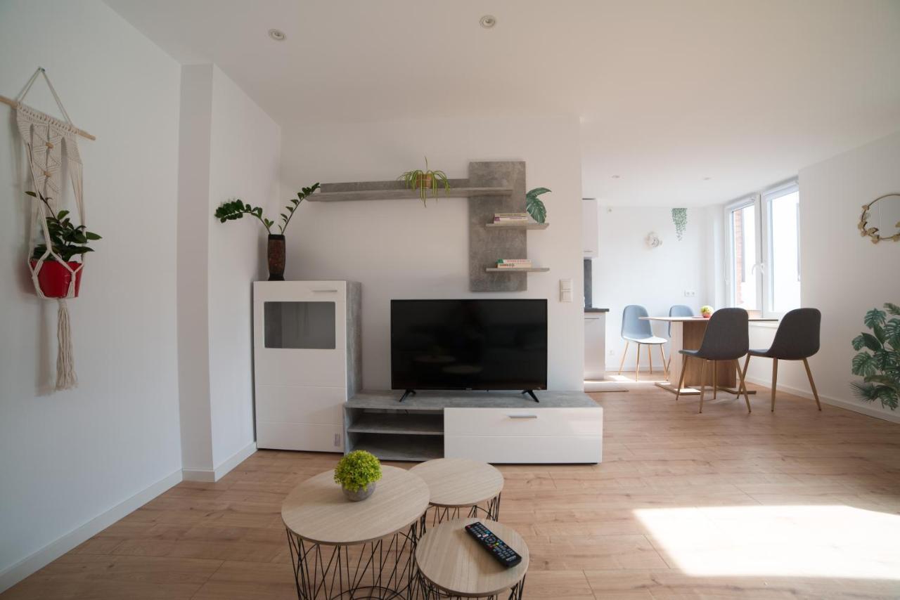 Schoene Ferienwohnung 54 M², Zentrumsnah, Kingbett Эрфурт Экстерьер фото