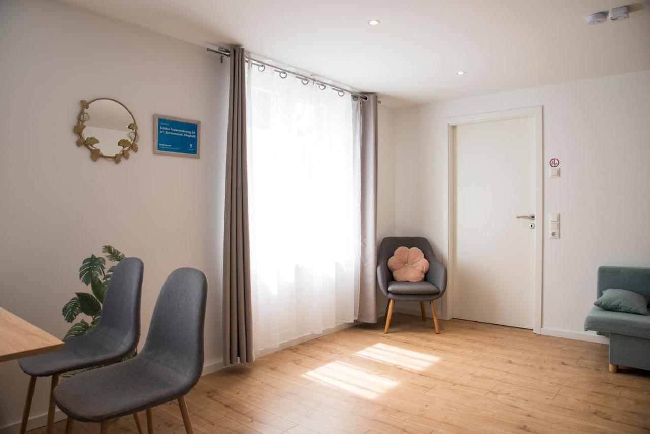 Schoene Ferienwohnung 54 M², Zentrumsnah, Kingbett Эрфурт Экстерьер фото