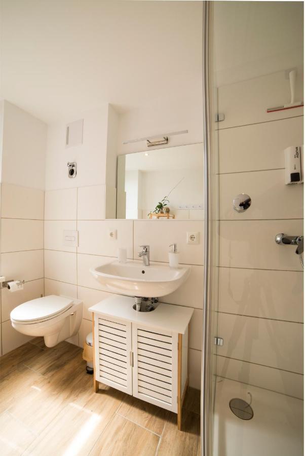 Schoene Ferienwohnung 54 M², Zentrumsnah, Kingbett Эрфурт Экстерьер фото