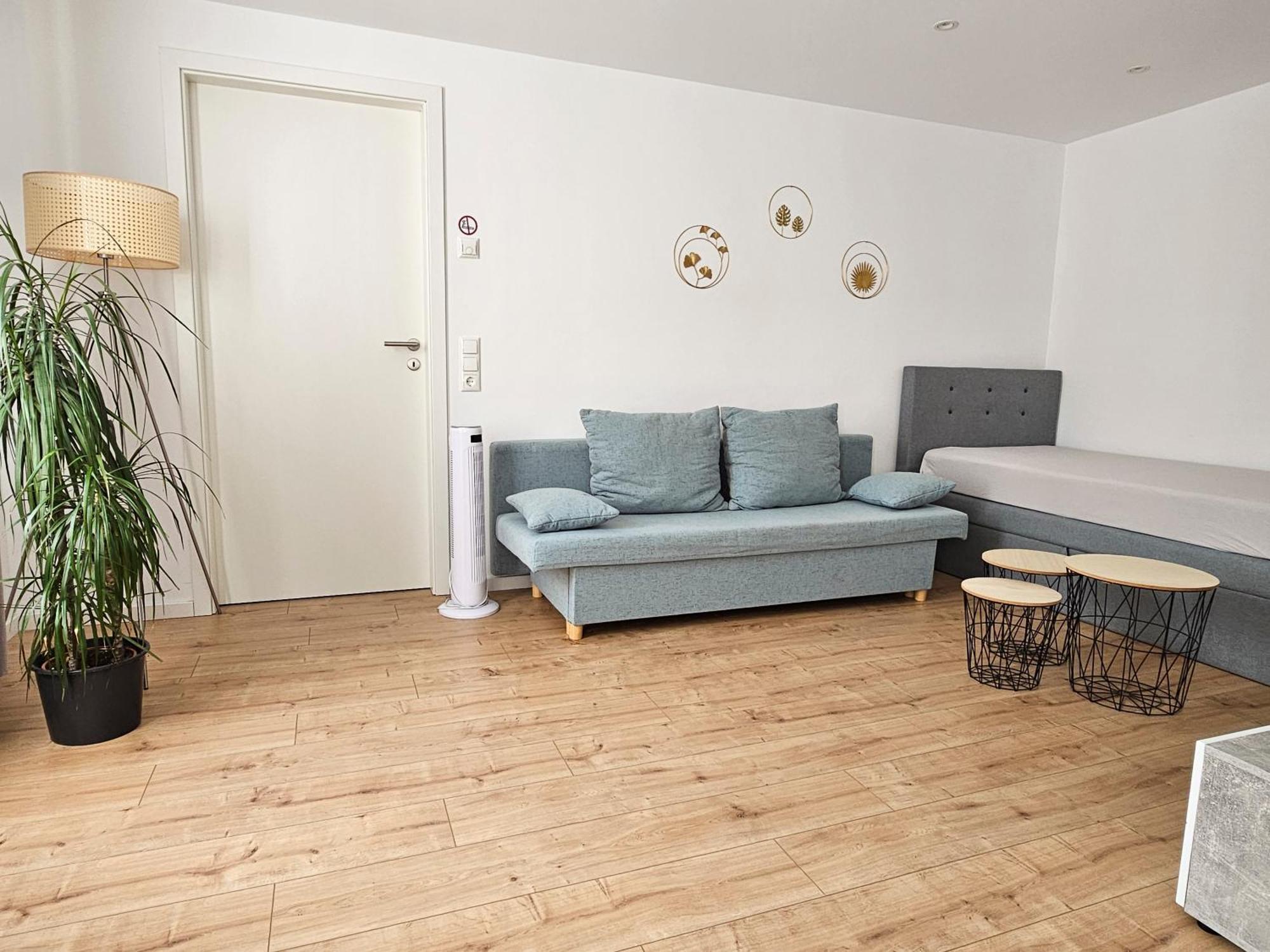 Schoene Ferienwohnung 54 M², Zentrumsnah, Kingbett Эрфурт Экстерьер фото