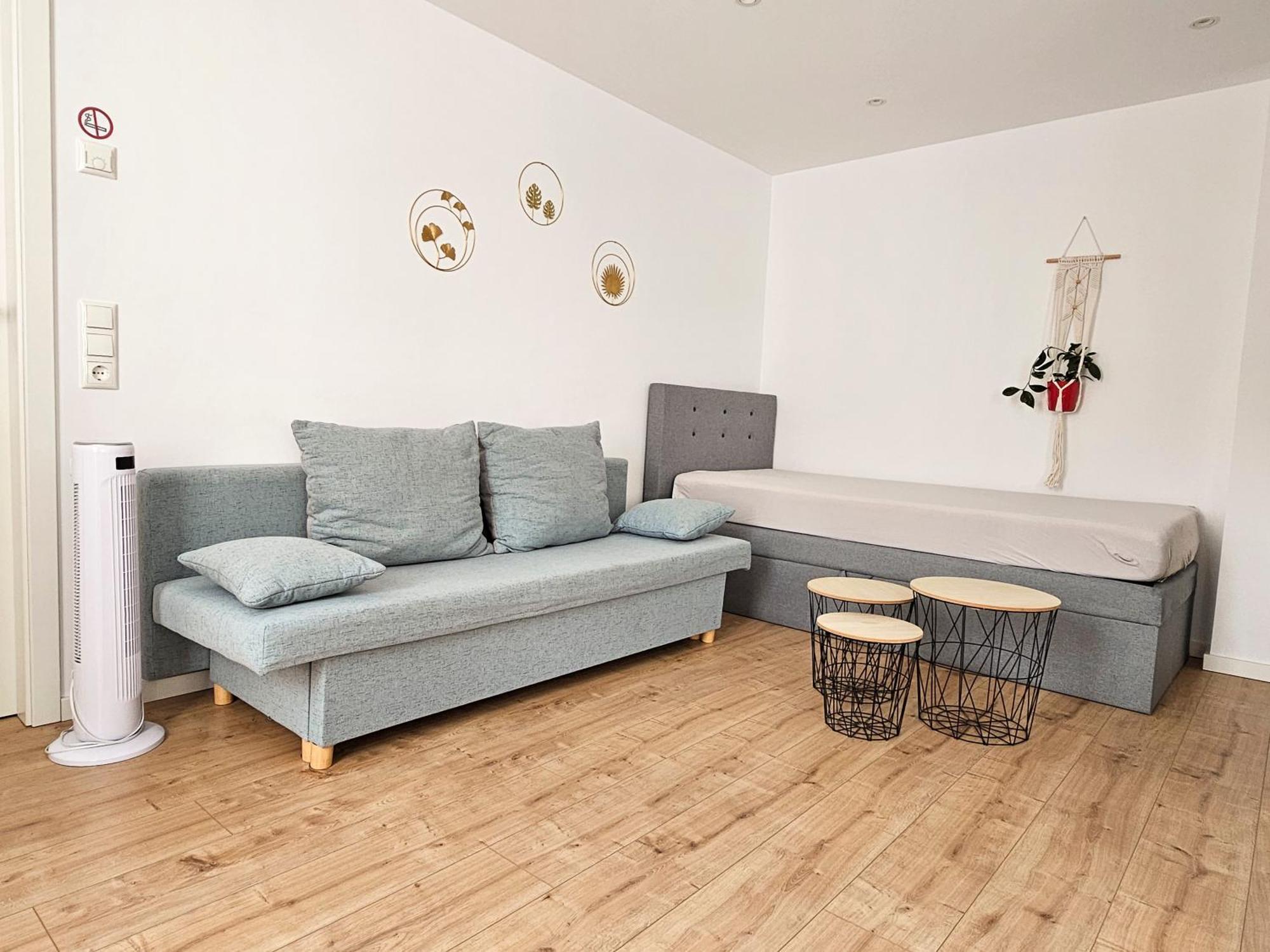 Schoene Ferienwohnung 54 M², Zentrumsnah, Kingbett Эрфурт Экстерьер фото