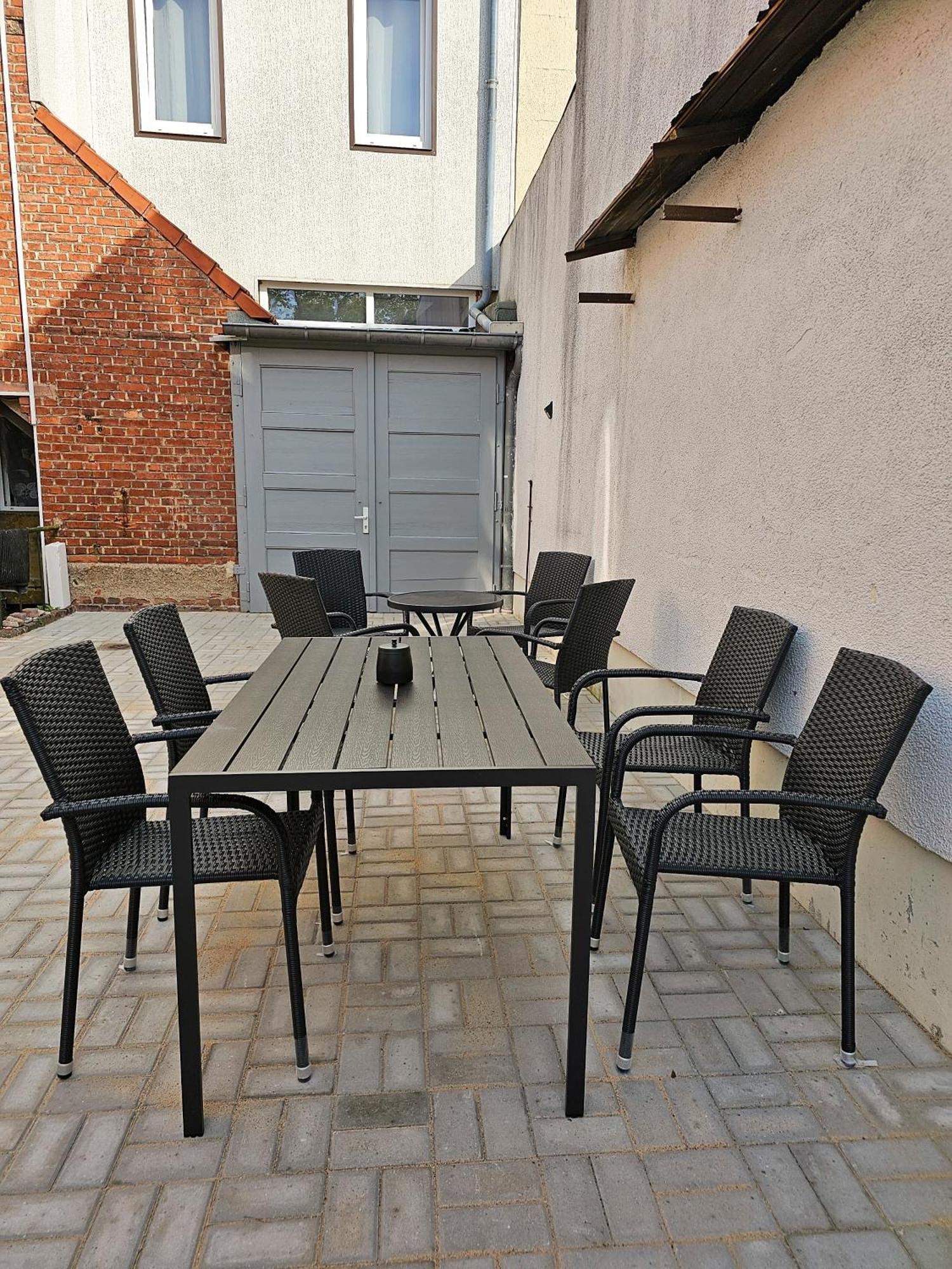 Schoene Ferienwohnung 54 M², Zentrumsnah, Kingbett Эрфурт Экстерьер фото